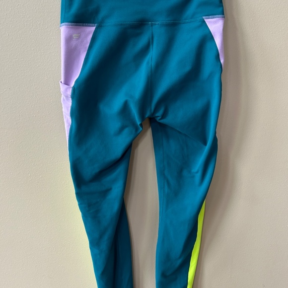 Women’s Fabletic tights - Picture 2 of 3